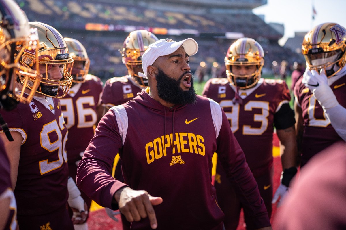 How about the job Winston DeLattiboudere (@Coach_DeBo46) is doing for the #Gophers? At only 26 years old, he has already become a great recruiter, motivator, and coach. He was selected to the AFCA's 35 Under 35 Coaches Leadership Institute and named Assistant Head Coach!