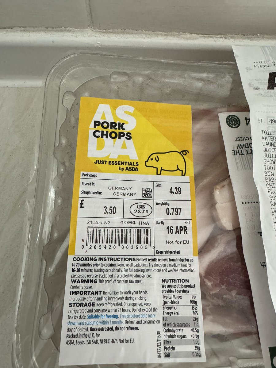 peterrwrightt's tweet photo. @AsdaServiceTeam bought today… 3 days out of date. 🤯 https://t.co/Cf2kSib1mt