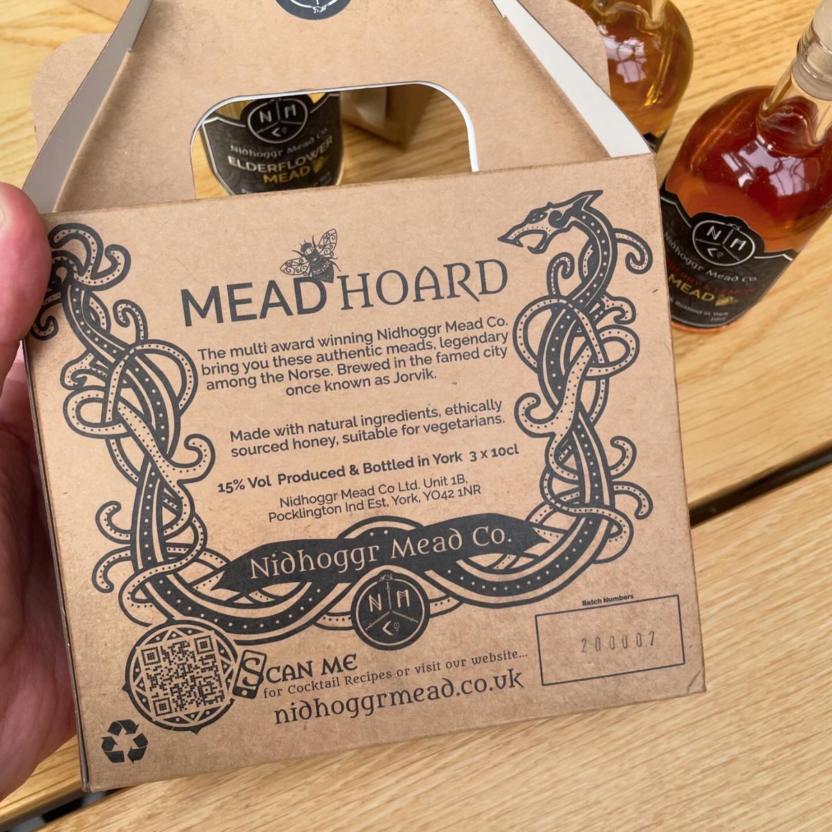 [Gifted] As seen recently on Dragons’ Den… Nidhoggr Mead 👀 If you’ve never tasted mead before, you need to try this ⚔️ #nidhoggrmead #nidhoggr #mead #alcohol #viking #norse #norsemythology #dragonsden #new #newproduct #wellthisisnew #gifted #ad