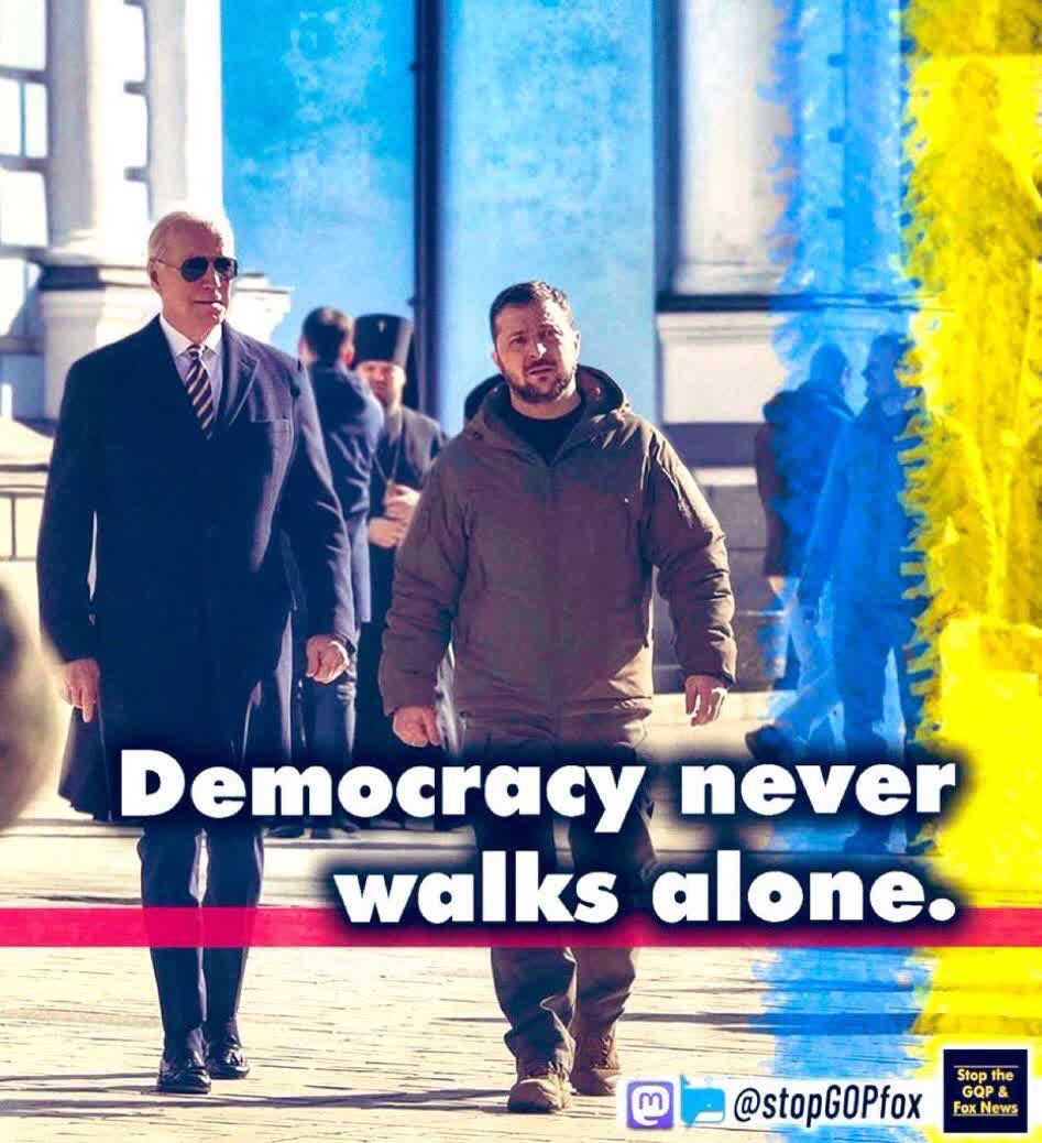 Write2Left's tweet image. We can't abandon democracy.

Ukraine is the front line. If we let them fall, the fight will come to us.

CONGRESS: #AidUkraineNOW