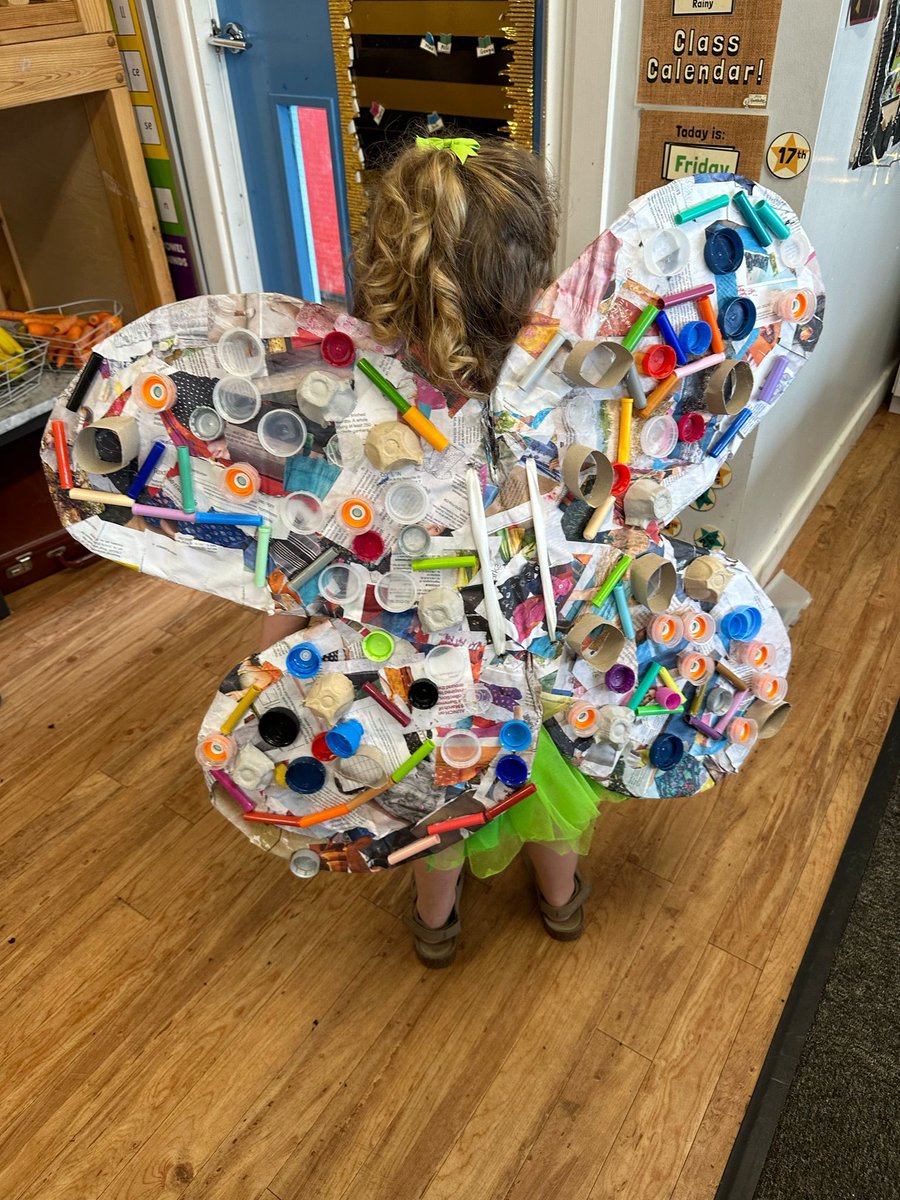 orrellnewfold's tweet photo. Wanted the winners to celebrate with their families their super news… Thank you for taking part - 63 entries in the “Trashion Show”!!! Well done to our winners from EYFS…KS1 … & KS2♻️🌎 #recyclereducereuse #NewfoldSTEM https://t.co/xxdguHlID1