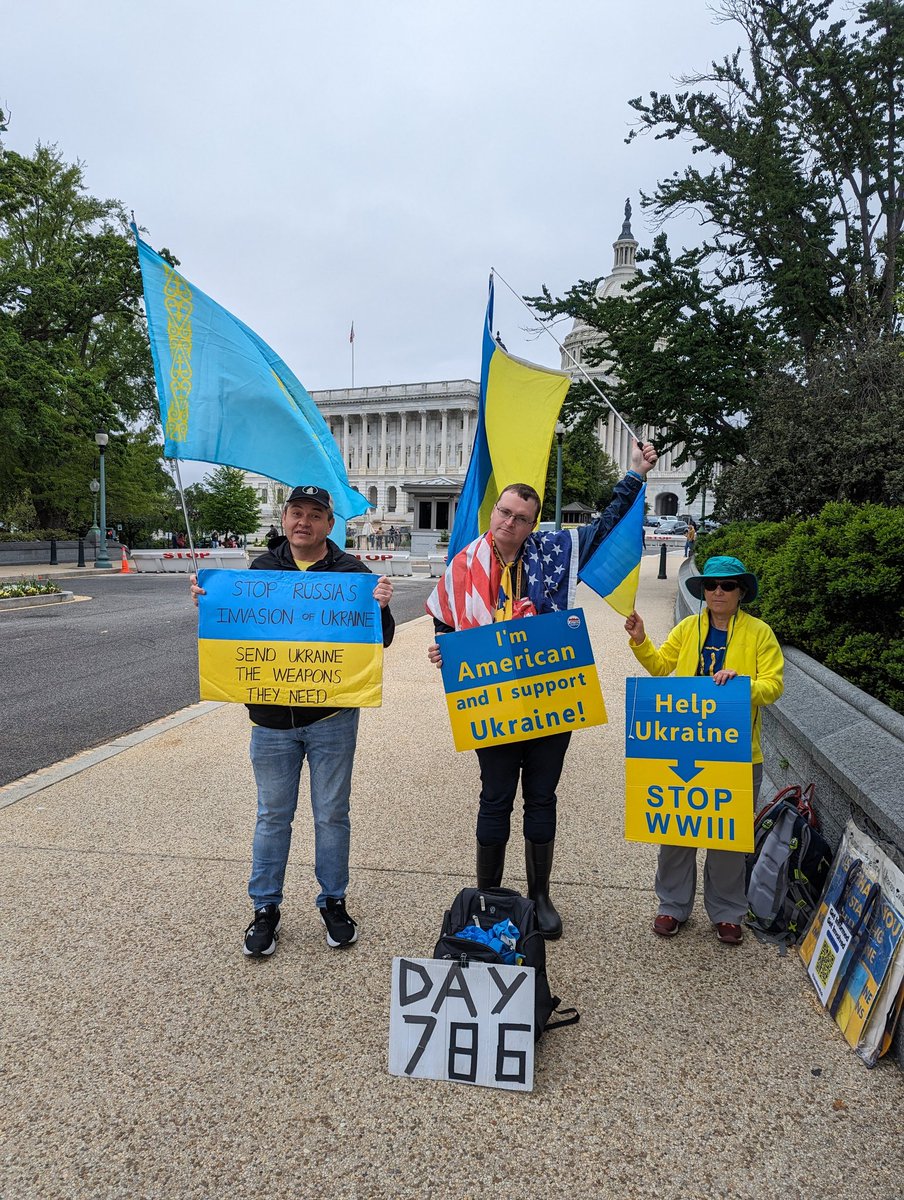 We are here at Independence Ave and New Jersey at Longworth with a friend of the rally who came to join us from Colorado. The House has approved the rule to confirm the vote on Ukraine Supplemental HR 8035 Saturday around 1pm. Call your Representative today. 
#PassUkraineAidNow