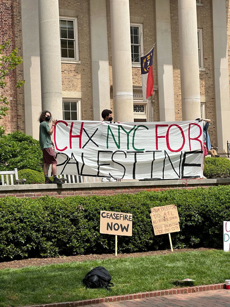 NationalSJP's tweet photo. from Chapel Hill to NYC, we are all SJP 

❗️ MOMENTUM JS BUILDING ❗️ https://t.co/DrIpPIImiw