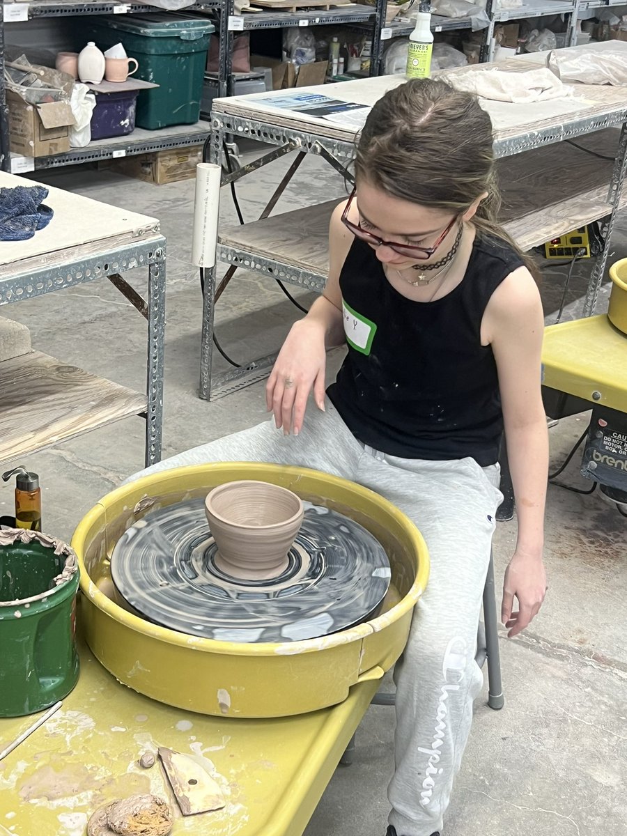 BooneKY_GATES's tweet photo. GATES middle school and elementary students teamed up and headed to Queen City Clay!   Our wheels were spinning… quite literally, as we learned to throw clay like pros!  @boone_county @ThornwildeBoone @CMSColts @CampErnstBlazer https://t.co/GaWrNg1gaX