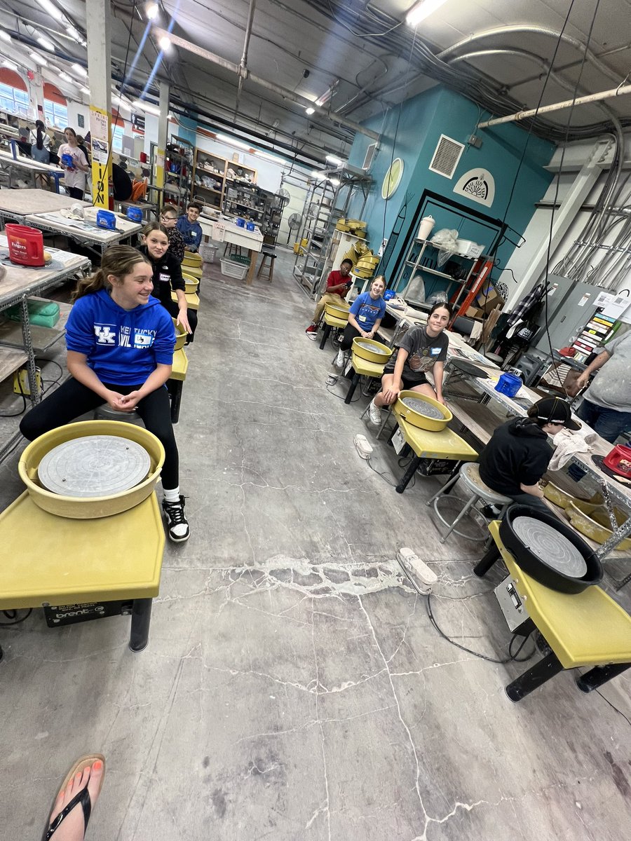 BooneKY_GATES's tweet photo. GATES middle school and elementary students teamed up and headed to Queen City Clay!   Our wheels were spinning… quite literally, as we learned to throw clay like pros!  @boone_county @ThornwildeBoone @CMSColts @CampErnstBlazer https://t.co/GaWrNg1gaX