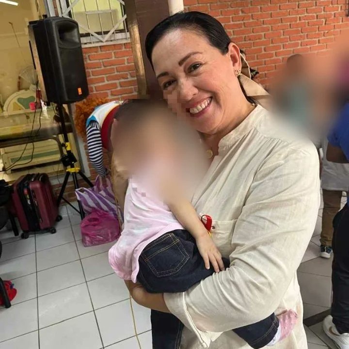 REDBOL_BOLIVIA's tweet photo. La REDBOL filial de Santa Cruz, Se realizo el agasajo a los niños/as del programa #VIH y sida en el Centro de salud de recuperación nutricional 18 de marzo, con muchos regalos y un show infantil en el que gracias a las gestiones por la Representante Suplente de Redbol #Domitila https://t.co/Fdsajlca2b