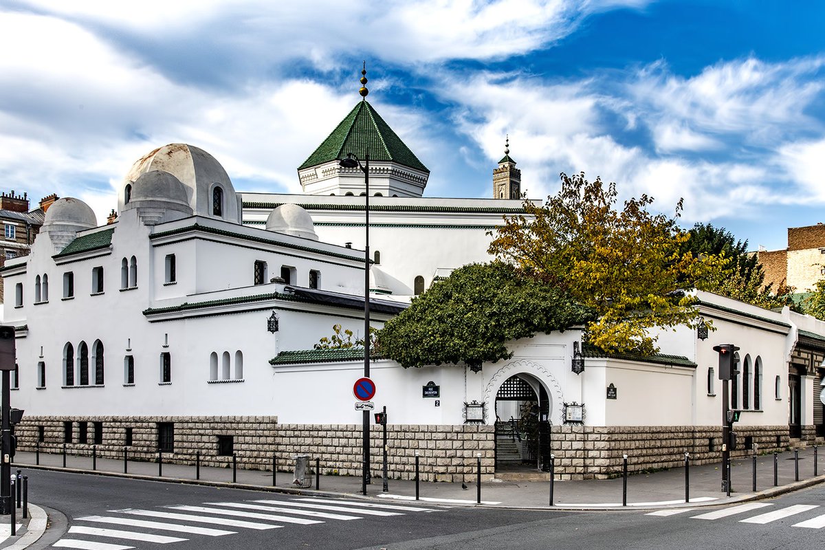 The Grand Mosque of Paris is the oldest mosque in France—and it has a remarkable history.

For within these walls, during World War II, Muslims saved hundreds of Jewish lives from extermination at the hands of the Nazis.

Thread: