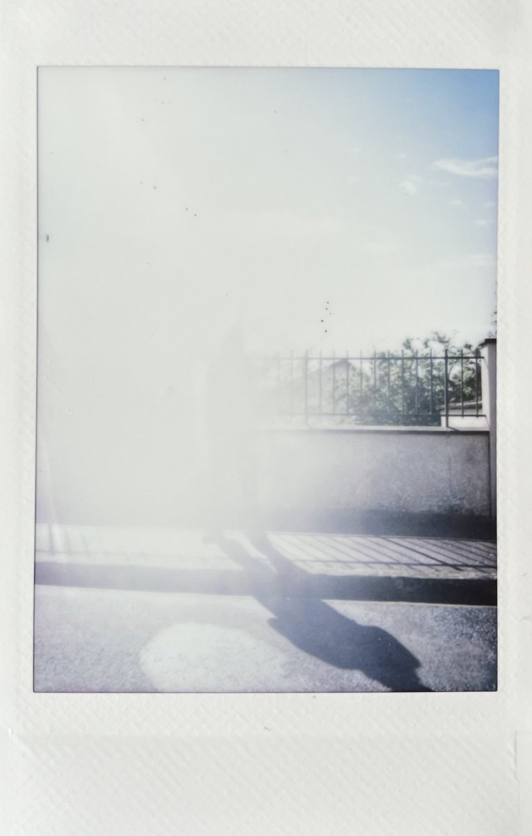 Nouveau double single « L’Été / Le goût du sel (ft. <a href="/TitussNW/">Titus</a>) disponible partout 🌞💧 

📸 <a href="/amirteoyacoub/">wlidi</a>