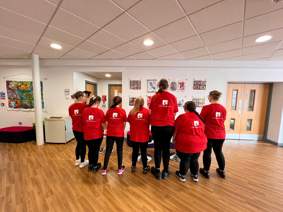 Mrs Stafford (TESAUP Manager) and Mrs Atherton (TESAUP Safeguarding Lead) would like to say a huge thank you to everyone at Rumworth for their support.
We would particularly like to thank @pcsupportgroup for their sponsorship! ✨🏴󠁧󠁢󠁥󠁮󠁧󠁿
3/3