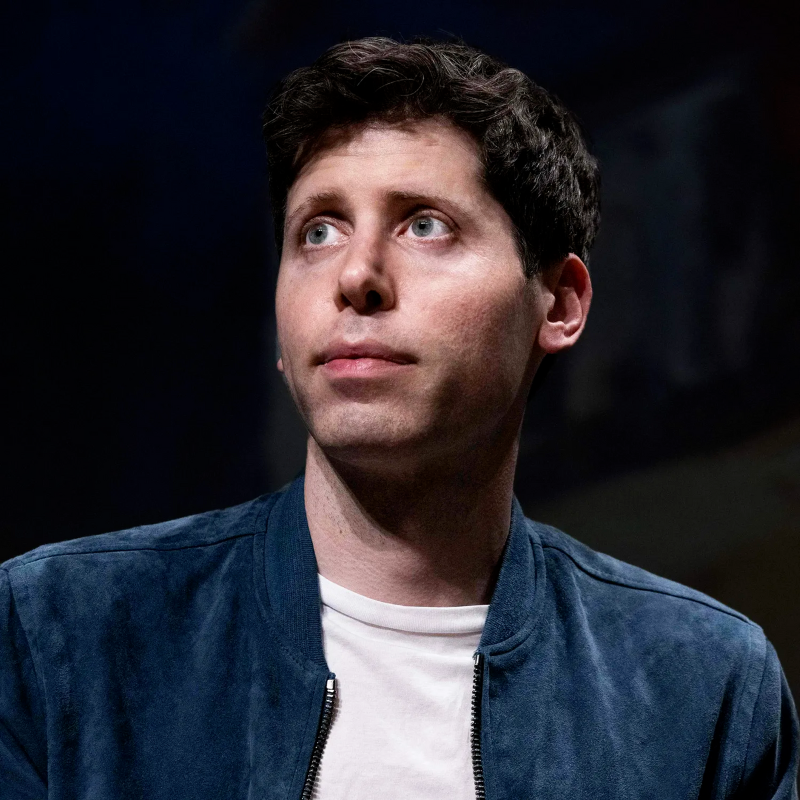blinkist's tweet photo. Sam Altman, CEO of OpenAI, shares the nine books he thinks will change your life.
