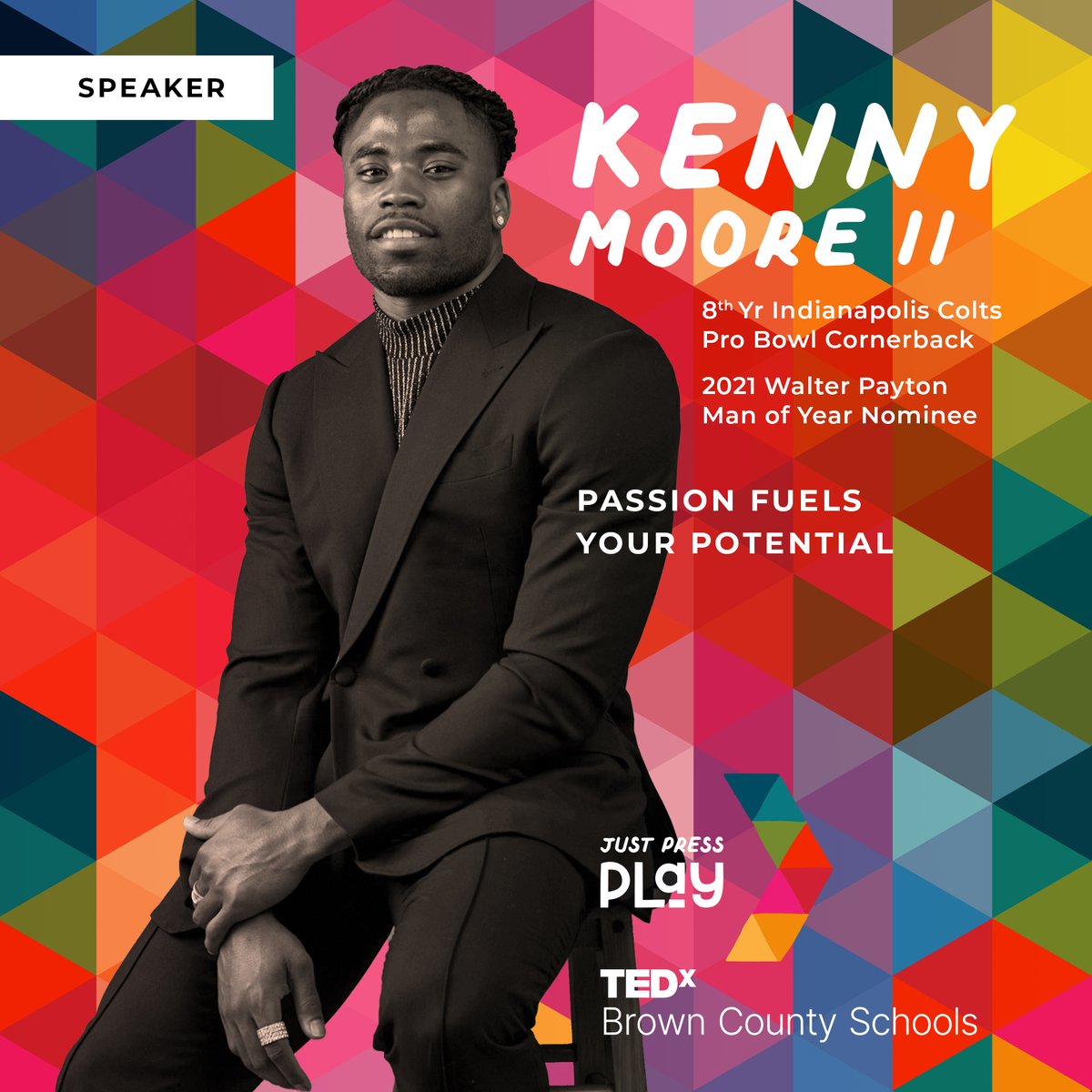 Emily Tracy 🦈 tweet media