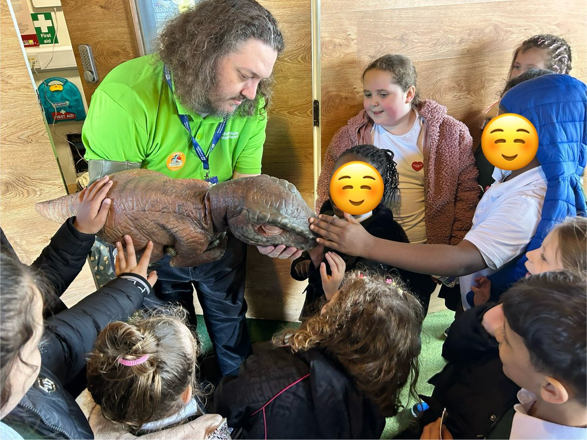 Our Classdojo champions had an amazing day today at Jurassic Falls Adventure Golf. We even met a real life dinosaur! 🦖⛳️ @PrimaryMay