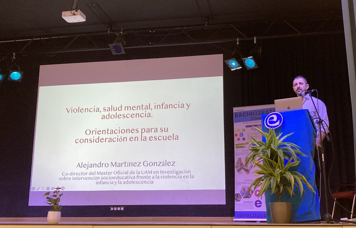 Los problemas de salud mental; y la violencia ejercida o padecida sobre niños, niñas y adolescentes son crecientes. La escuela tiene un reto en su detección, prevención y tratamiento. Alejandro Martínez González,  de@LaSalleMAD, nos da pautas en la Asamblea de @aesece2024