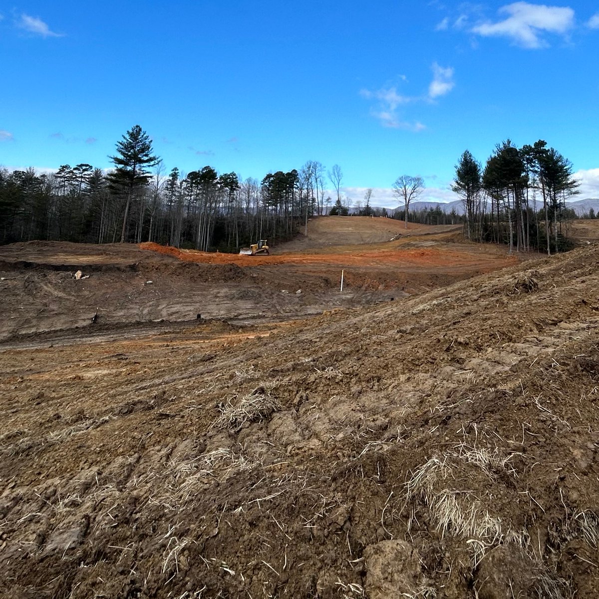 A view up towards #1 tee boxes at Contentment.

#Contentment #ContentmentGolf #NCgolf