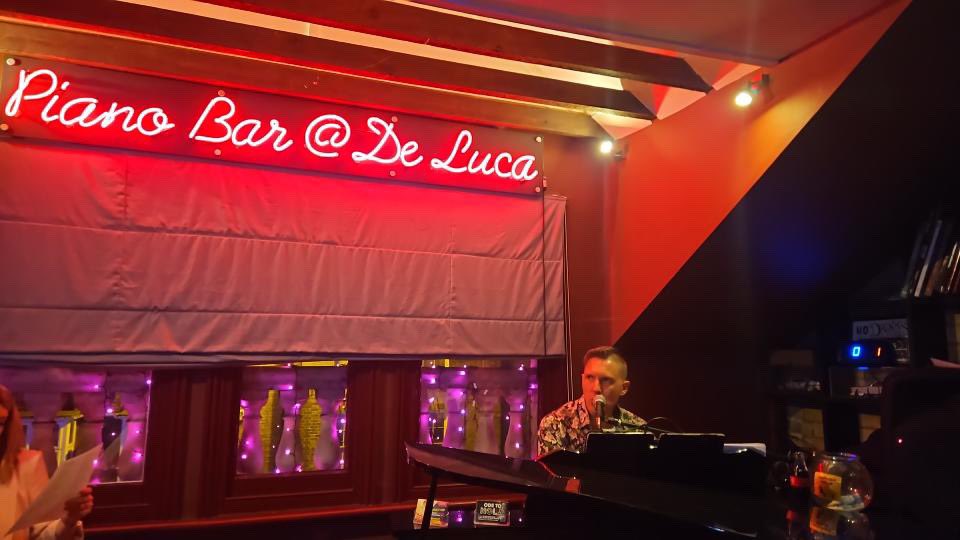 #PianoBar action ahead this weekend at @delucacambridge - Robin tonight, @scottbramley tomorrow! 9:30pm ‘til late! Tickets via @eventbrite! #requests #singalong @LoveCambridge_ @IndieCamb @VisitCambs