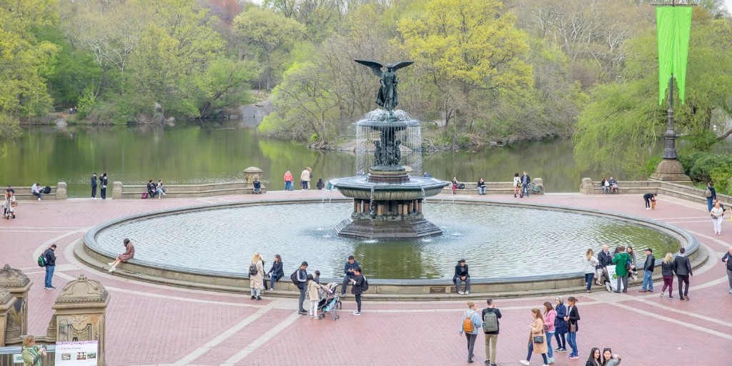 Central Park was created for all! Our new mobility-friendly Heart of Park Tour is an ADA-compatible stroll through the Park’s most beloved locations. 💚 Visit the Alice in Wonderland statue, Bethesda Terrace, Strawberry Fields, and more. Available daily: bit.ly/4aWyOKg