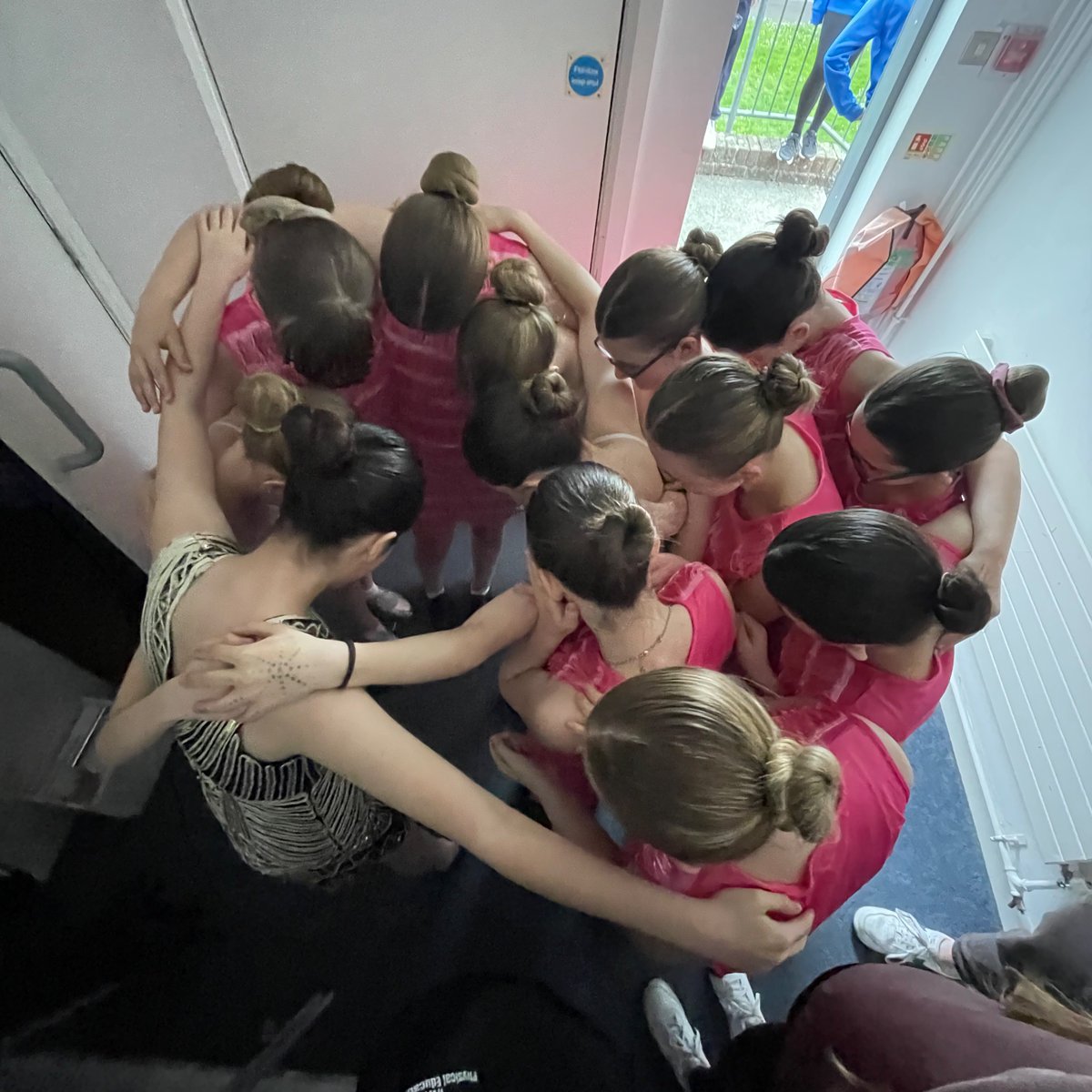 RWBA and KGA 2024 Dance Show 💃🏼
Excellent performance from these girls- 2 nights, 4 performances and they smashed every one! 
Big thank you to sixth former Amelia for her help choreographing the routines!