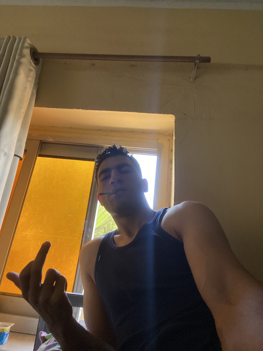 sherifsayedz's tweet photo. 🖕🏿 https://t.co/Y3voNyMR5G