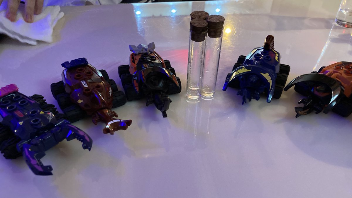 Nagayama115614's tweet photo. 楽しいボーグバトルだったずら

#千葉コンカフェ
#カブトボーグ
#BattleInsectKABUTOBORG https://t.co/KR1bXhrqdE