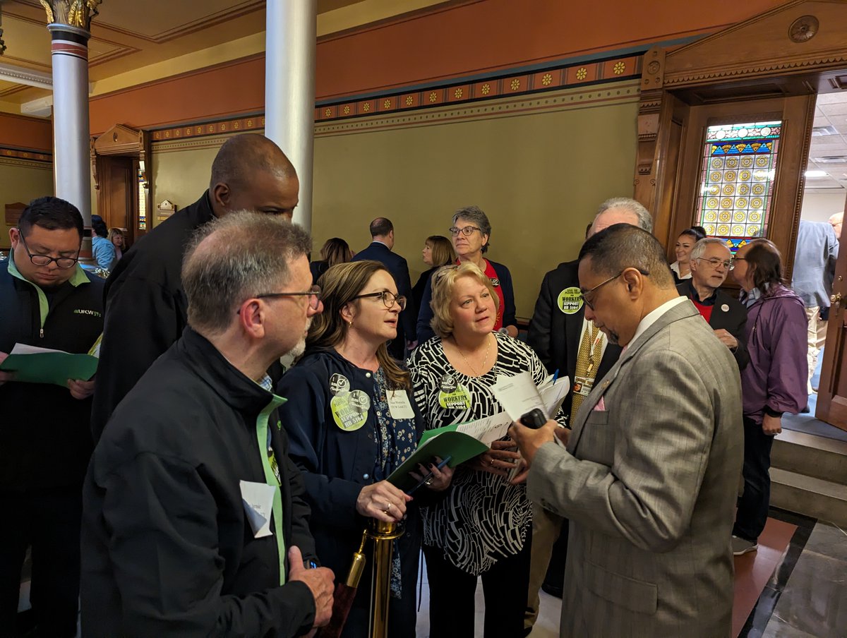 Grateful to our incredible union members who took time yesterday to lobby for #UIforStrikingWorkers, a critical pro-worker bill. It's time to #LevelThePlayingField for working people! #1u