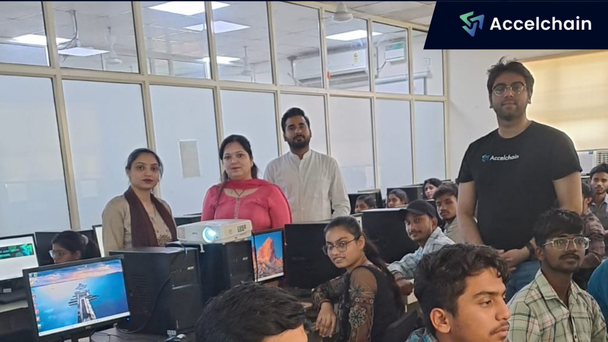 Accelchain_'s tweet photo. Had an awesome session at @JCBoseUST, where we shared knowledge about the #Web3 ecosystem and #blockchain development.
Kudos to the enthusiastic students who joined us! #Accelchain #Roadshow24 #JCBose https://t.co/8b6Me1IeHO