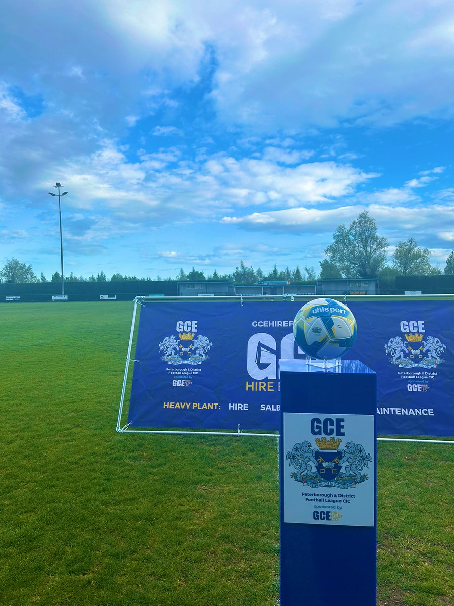 🏆The @GCEHireFleet Junior Cup 2024🏆 Only a couple hours to go until our Junior Cup Final!🏆🥳 🟠⚫@Thorney_FC v @Pboro_City_FC ⚫🟣 📍@DeepingRangers ⏲️7:30pm Kick Off Tonight's programme using the link below: ow.ly/eKoy50RhYSW