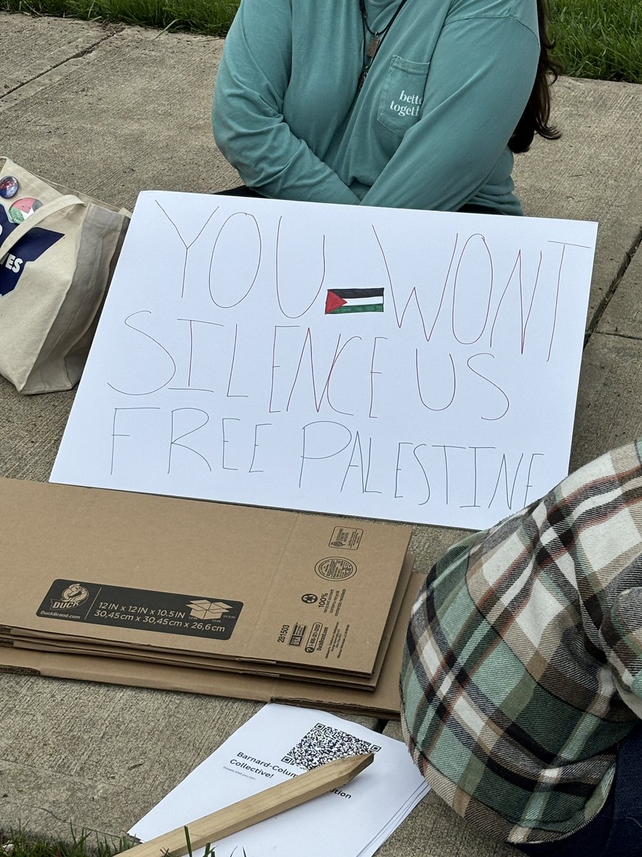 Students at Miami University in Oxford, OH are taking up the fight for Palestinian lives. We stand with the students of Columbia, UNC, and all those organizing against genocide. 🤝 #FreePalestine #StudentSolidarity