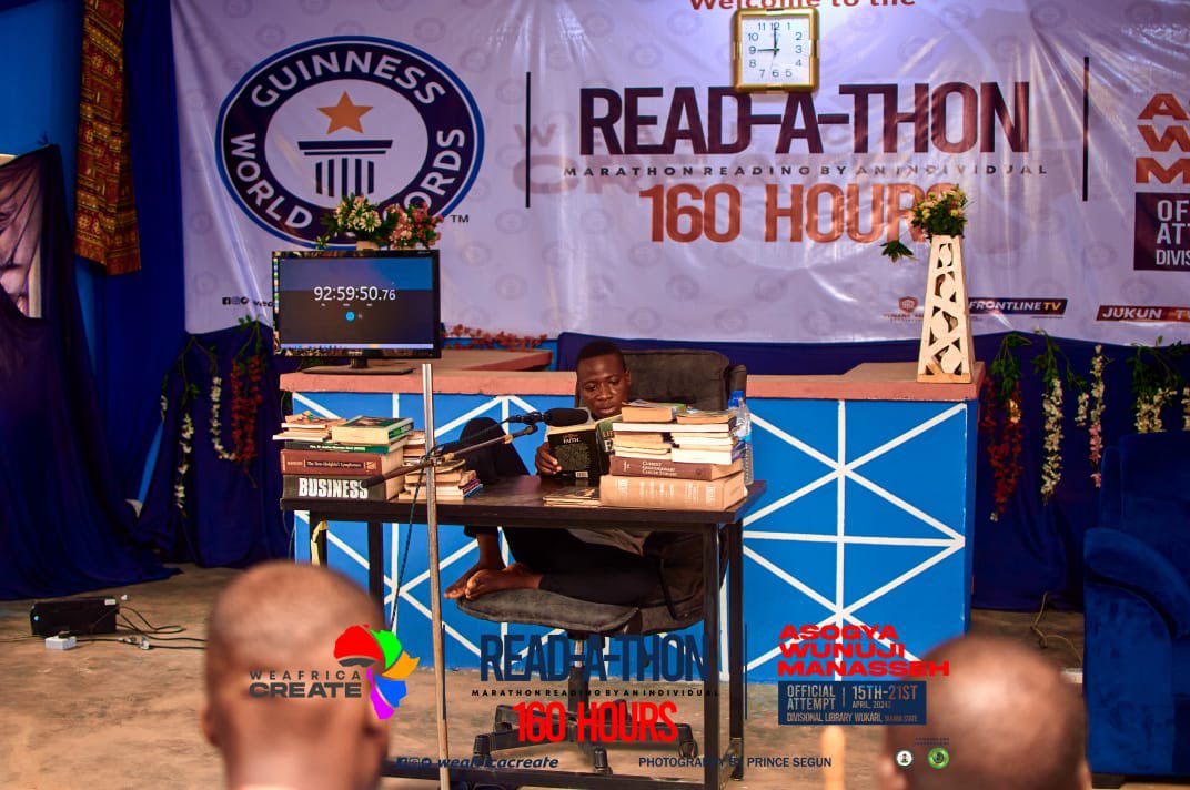 temit4me's tweet photo. 160 hours Marathon Reading by an individual 

100 Hrs and still Counting 

@WeAfricaCr4506 
@NigeriaGov 
@GovAgbuKefas 
@GWR 
@Channelstv
@ARISEtv

#WeafricaCreate 
#WeafricaCreate
#160hoursreadAThon
#GetInvolvedNow https://t.co/mffbk0pG8p