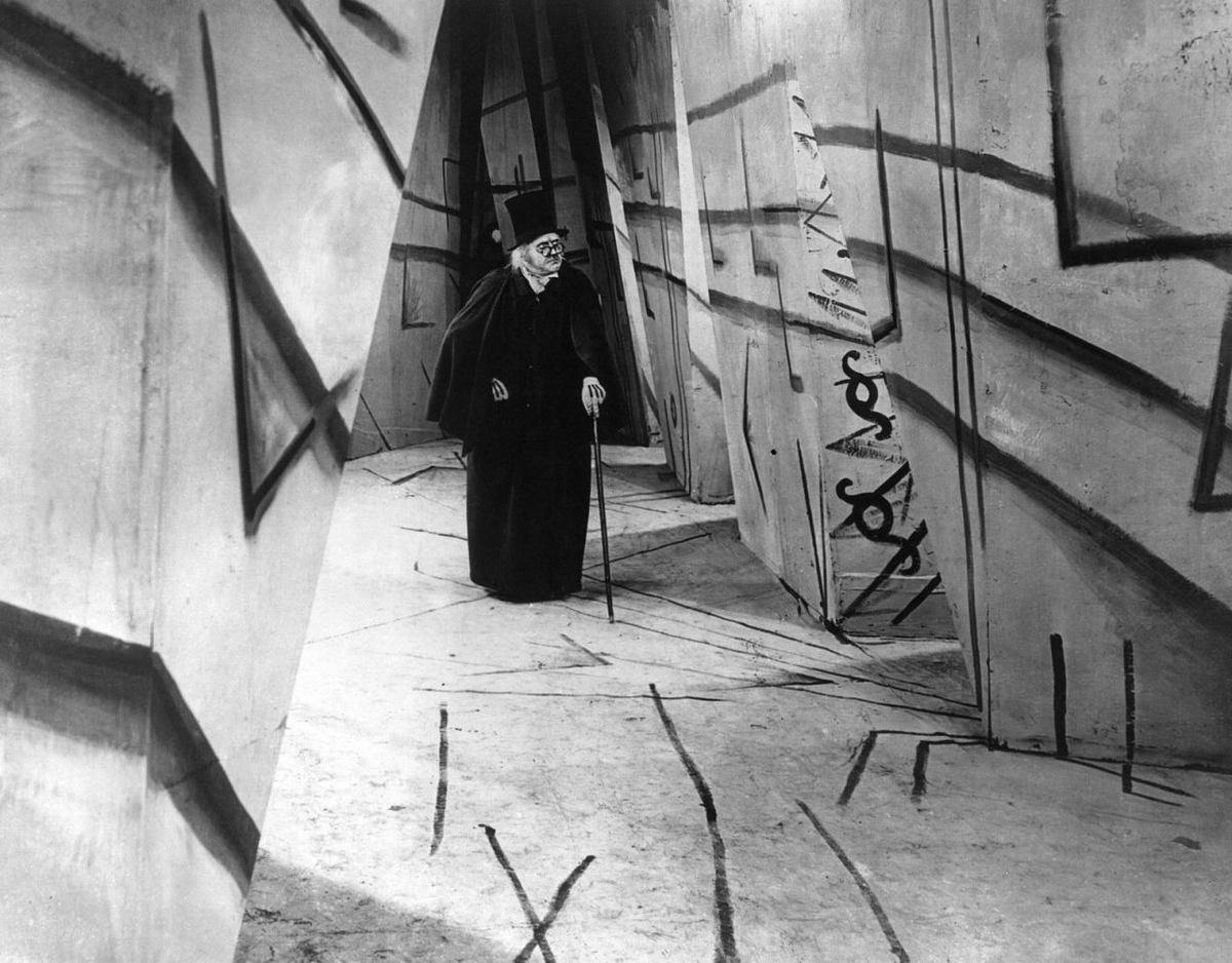 Rocco_Parondi's tweet photo. Werner Krauss in The Cabinet of Dr. Caligari (Das Cabinet des Dr. Caligari, 1920) #RobertWiene
#DasCabinetdesDrCaligari #TheCabinetofDrCaligari
https://t.co/5iYVUcM8oc