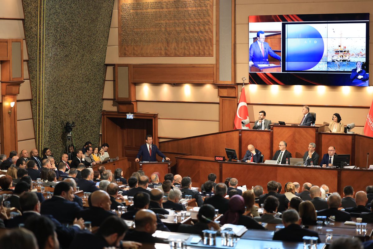 Hem İBB’de hem Üsküdar’da güçlü bir meclisimiz var artık. İstanbul’a daha çok yatırım, daha çok hizmet geliyor. Bugün İBB Başkanımız Sayın Ekrem İmamoğlu’nun 2023 yılı faaliyet rapor sunumunda yer aldık. Tam Yol İleri!