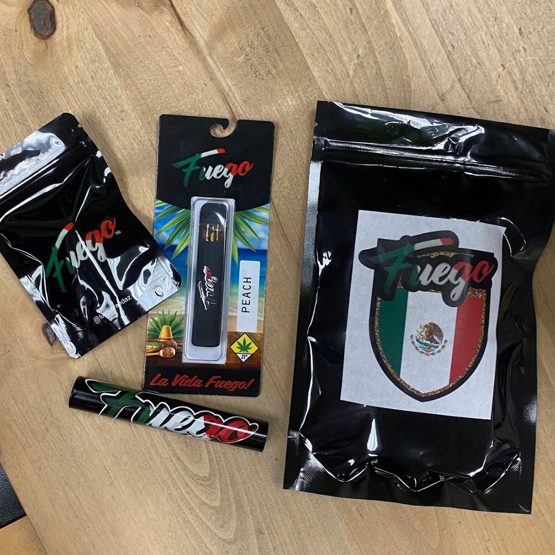 kindmedsaz's tweet photo. Reminder: tomorrow is 420 and we're co-hosting an awesome event with @fuegobrandaz, be sure to slide through from 10am - 1pm!
And, don't forget to stop by TODAY for FREE ice cream from our friends at @leafersofficial from 11am to noon.
See ya soon!
#420event #420party https://t.co/x83v7HKtGB