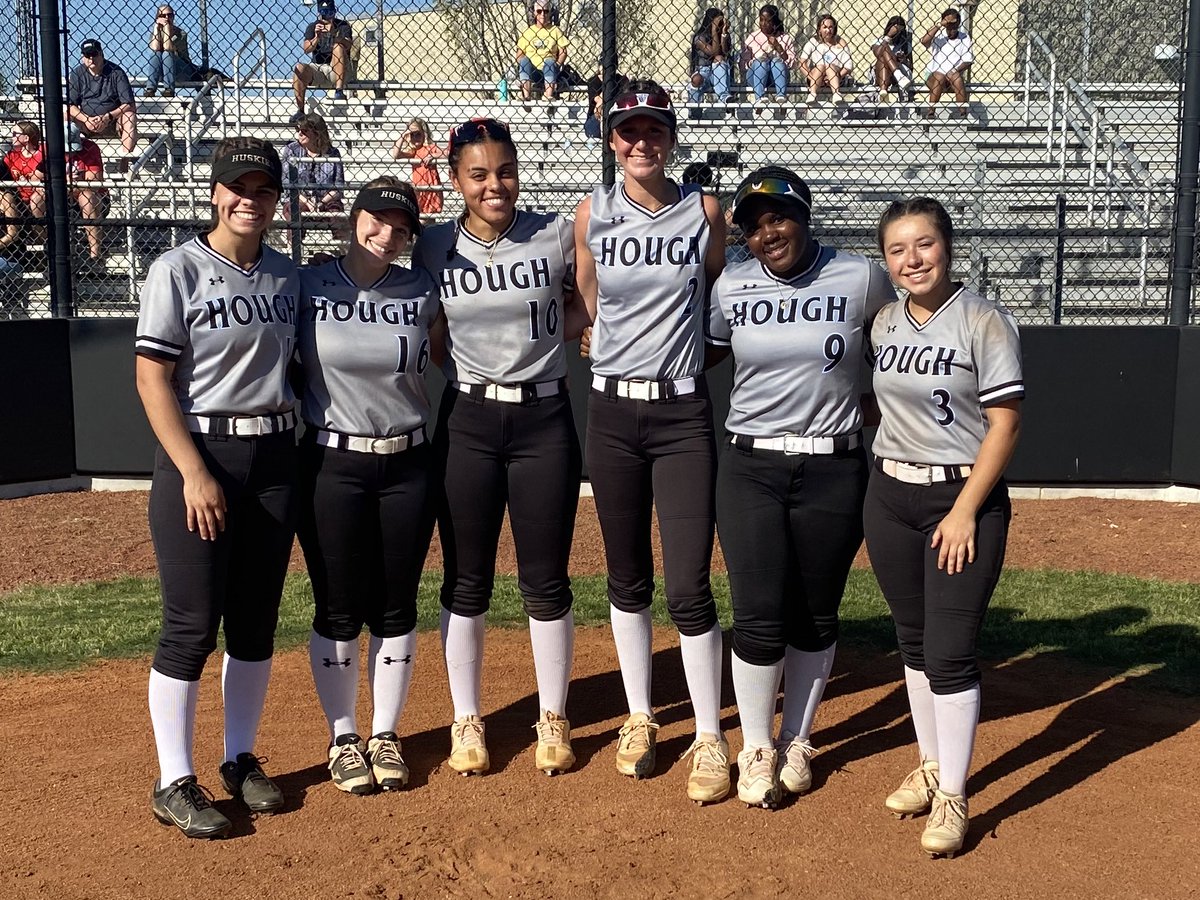 Hough_Softball's tweet photo. Congrats to the Hough Softball Team for securing its 3rd consecutive regular season conference championship last night. A special congratulations to these six amazing Seniors who have helped make this program special. Senior Night is in the books but the job is not finished. https://t.co/3GWdADWS2F