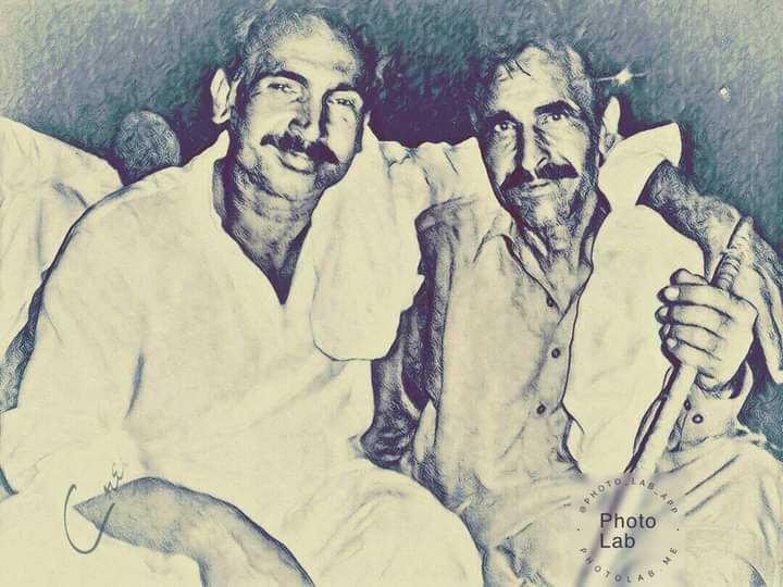 "Old is gold 💑" 
ملاقاتیں تو ہزاروں سے ہوتی ہے مگر دل کے رشتے کافی مشکل سے ملتے ہیں
There are thousands of meetings, but the relationships of the heart are very difficult to find.