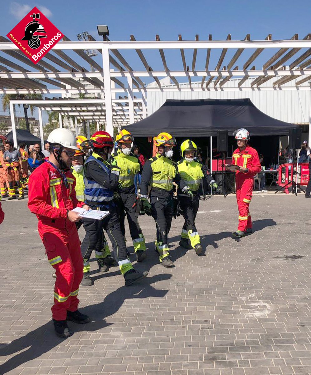 Nivel muy alto de los equipos #cpba en el Encuentro Interno de rescate en accidentes de tráfico organizado por @BombersValencia en su XV Encuentro. Felicitamos al equipo de l'Alacanti que nos representará en el Encuentro Nacional 2024 a finales de mayo en La Coruña. Suerte !!!