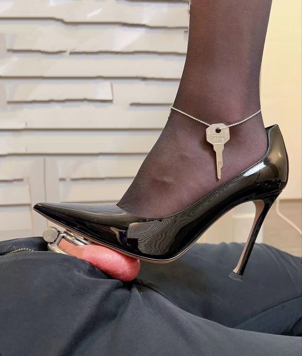 反正也是没用的废物，给你锁上吧？