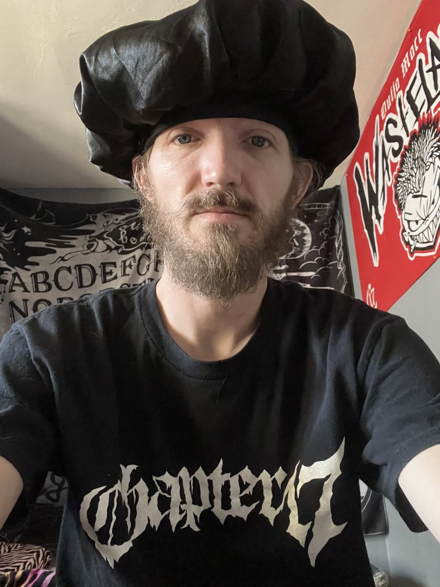 wisnasky_shawn's tweet photo. Gotta love locs in the morning they have a mind of there own #loc #dreadlockmorning #wasteland #chapter17rec #juggalos https://t.co/kaTnv1pQHk