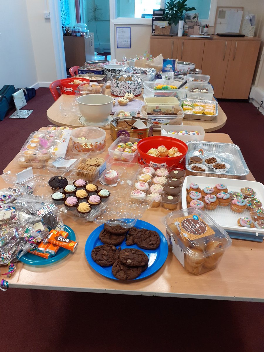On #WorldAutismAwarenessDay a huge thank you to Zarina & Reece in Y6 for organising a special day.  They ran a cake sale to raise money for resources & everyone wore bright clothes. They also planned & hosted a wonderful assembly on autism
#WeAreAllDifferent
#AutismAcceptance