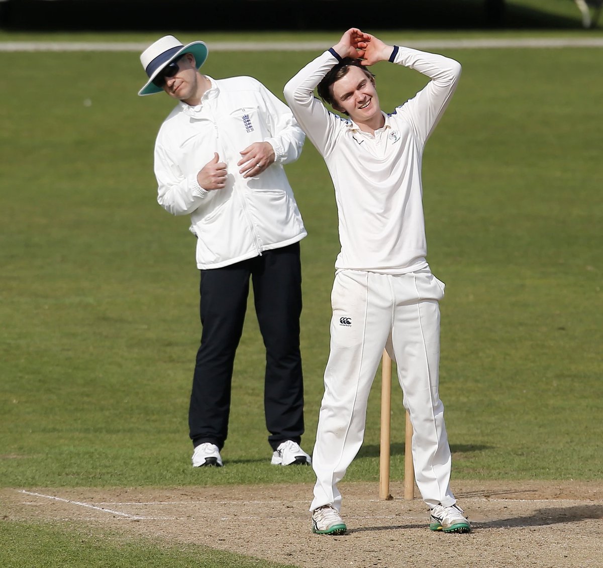 INTERVIEW: Jack Shutt on bowling off-spin in a Harrogate shop window: cricketyorkshire.com/jack-shutt/ 📸 @JohnHealdPhotog