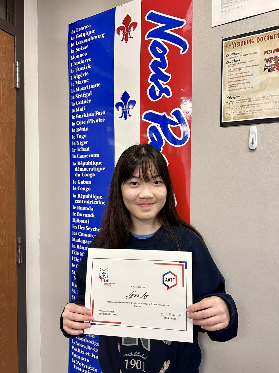 Congratulations to Lynn for her National French Creative Writing Contest award and having her essay selected to be published in the national French publication L’Élan. Félicitations! 🇫🇷<a href="/AATFSHF/">AATF Sociéte Honoraire de Français</a> <a href="/AATFrench/">AATF</a> <a href="/RRISDWorldLang/">Marie Douglass</a> <a href="/WWarriorNation/">Westwood High School</a>