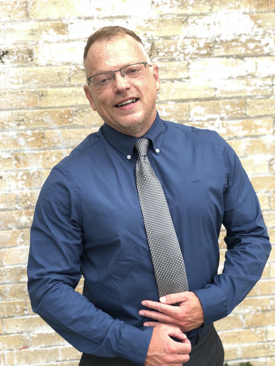 Help us celebrate Magnolia High School Theatre teacher and director Rod Sheffield for being one of only 15 sponsors from across the State named a UIL Sponsor Excellence Award recipient! Congratulations on this prestigious award. Read more on our website.