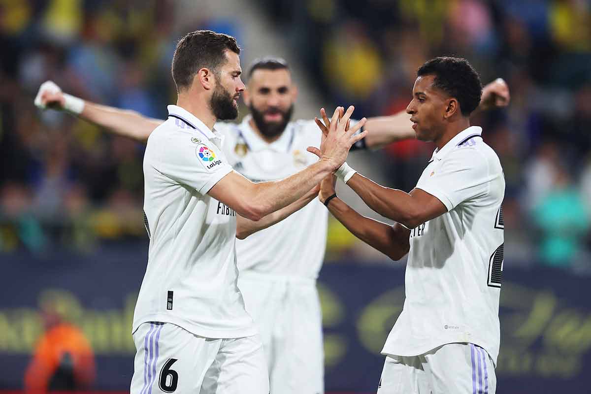 Rodrygo: 'Real Madrid'deki ilk maçımda sezon öncesi, Bayern'e karşı bir frikik golü atıp sevinmiştim. Marcelo ve Nacho soyunma odasında yanıma gelip, 'Eğer takım gerideyken gol atarsan, topu al ve santraya git, gol sevinci yapma' dediler.'