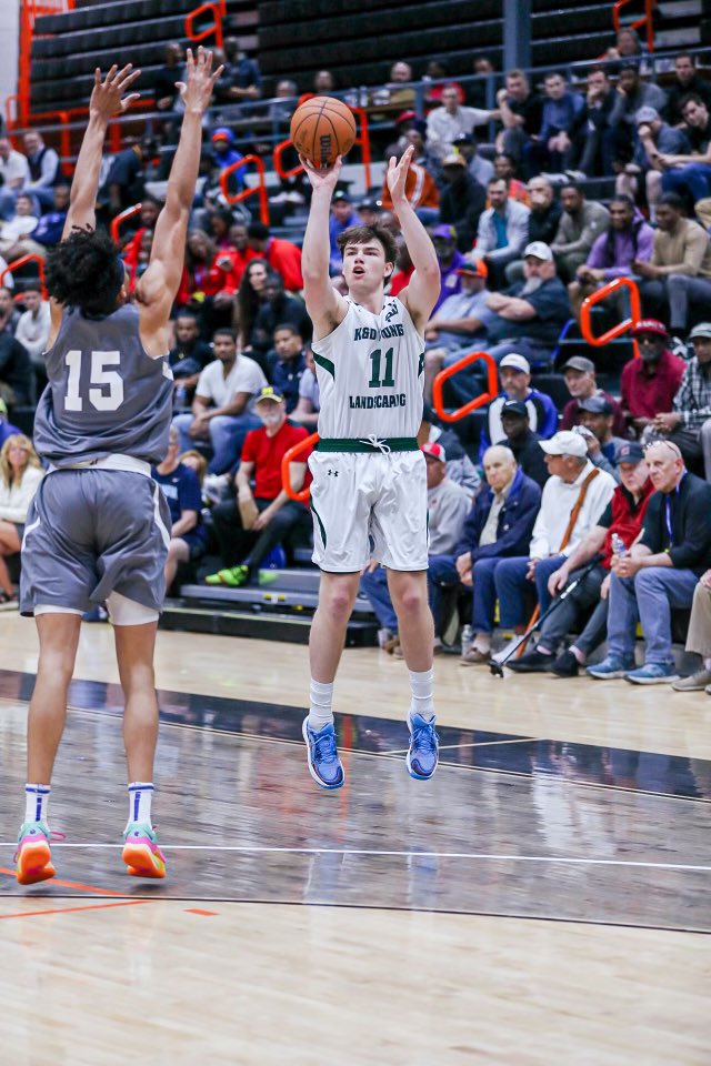 Alex Ducas was a bright spot for a struggling K&amp;D Rounds squad last night here at PIT.

The Aussie wing fought through bumps and bruises to drop 14 points in just 17 mins.

Can really stroke it from three (4-of-6) and brought defensive toughness/physicality cutting off drivers.