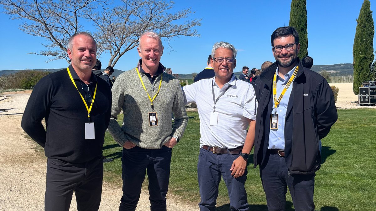 Trimble Applanix tweet media