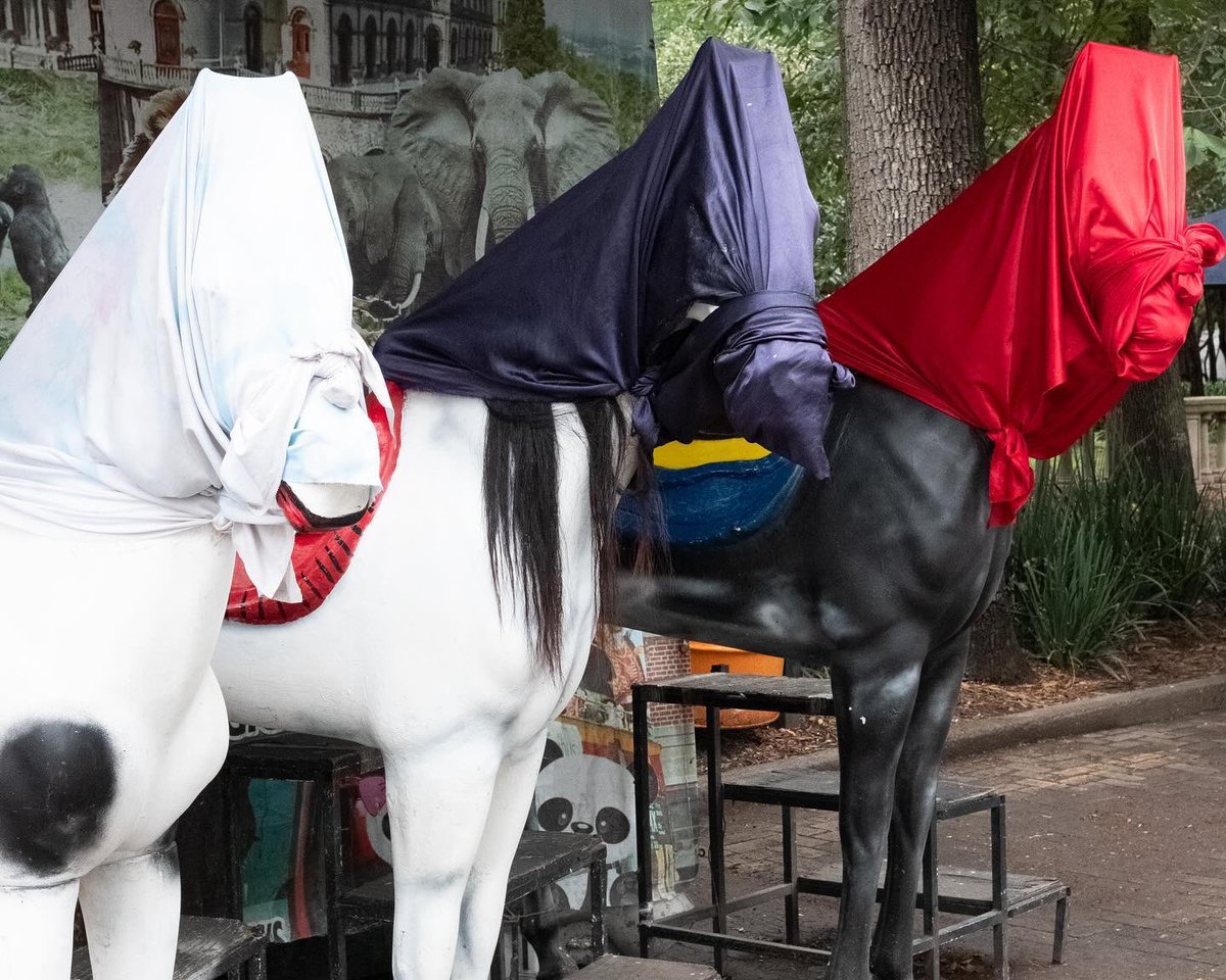 -240419 تحديث انستقرام المصور n_ouir مع كريستال من خلف كواليس جلسة صور كريستال الشخصية لشركة BANA