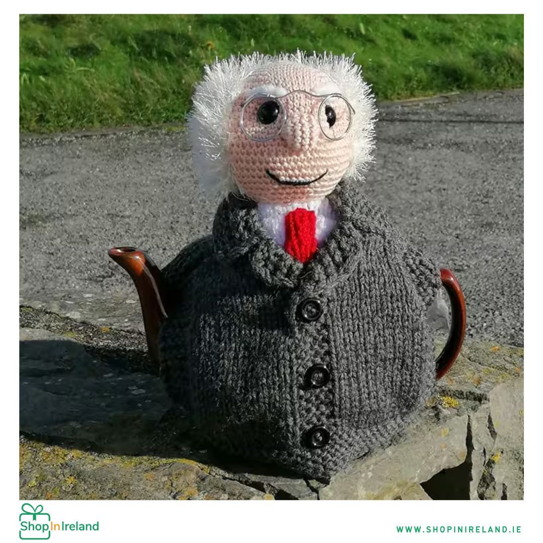 Michael Tea Higgins teapot cosy will be a perfect gift for everyone! 
shopinireland.ie/michael-tea-hi… 

#shopinireland #supportsmallbusiness #supportirishbusiness #shoplocal #teacosy #michaelteahiggins