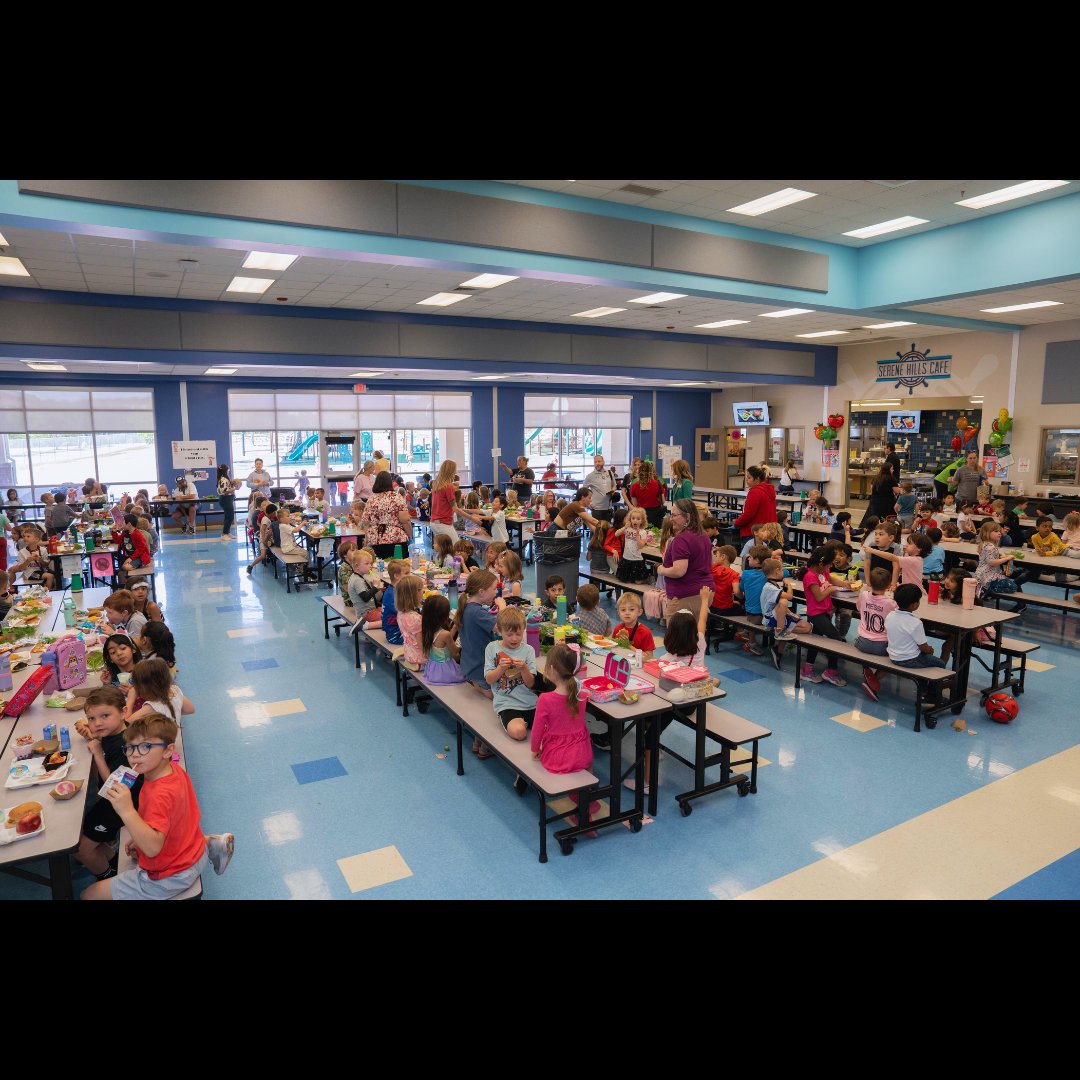 Two weeks ago, the @TexasDeptofAg and students from @ltisdschools kicked off the first Texas #FruitAndVegetableDay, promoting the #nutritional benefits of #freshproduce. 🥬️🍊🥦🍓

myhighplains.com/news/texas/tex…

#TIPA #TexasProduce #Healthy