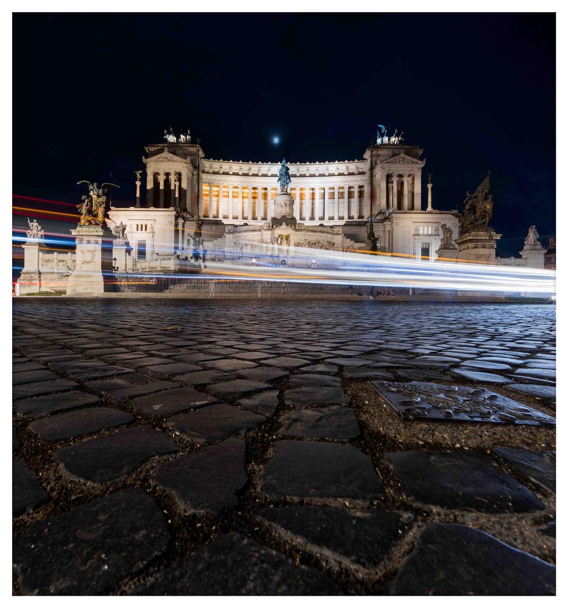 Una notte a Roma
ph @lrossi_photo

#AltaredellaPatria #vittoriano #piazzavenezia #sampietrino #sanpietrino #sampietrini #sanpietrini #selciatoromano #roma #rome #cobblestones #romancobblestone #sampietriniromani #sanpietriniromani