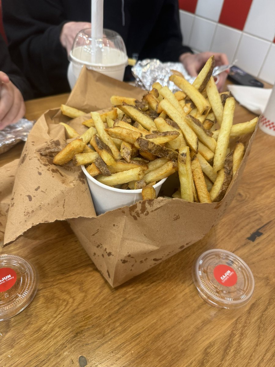 Anybody fancy a chip ? Just hitting the carbs before we head off to watch @WWE thankfully my son Harry is my guide to it all as to be honest my wrestling legends are Mick McManus and Kendo Nagasaki