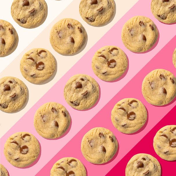 crumbl's tweet photo. please give a ˢᵐᵃˡˡ welcome to Mini Mondays starting next week! a fun day where you can try the lineups flavors in mini size! https://t.co/AfQGlycyef