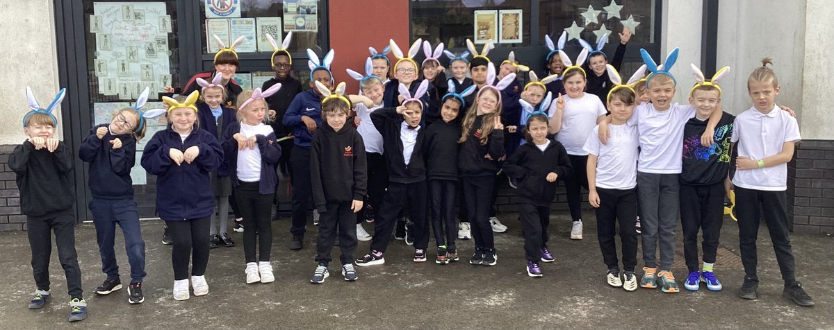 😍 And here are all our bunnies ready to hop today! 😍 @Inspire_Ashton @TrustVictorious @inspire_pe